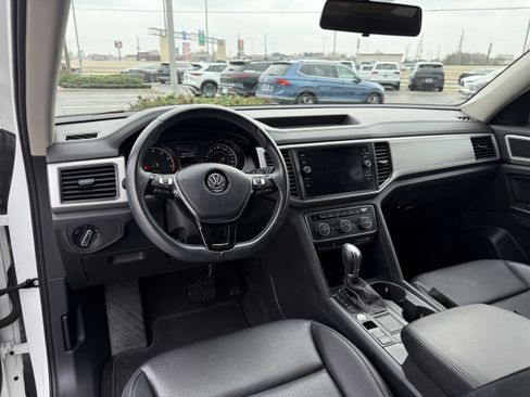Used 2019 Volkswagen Atlas SE image 17