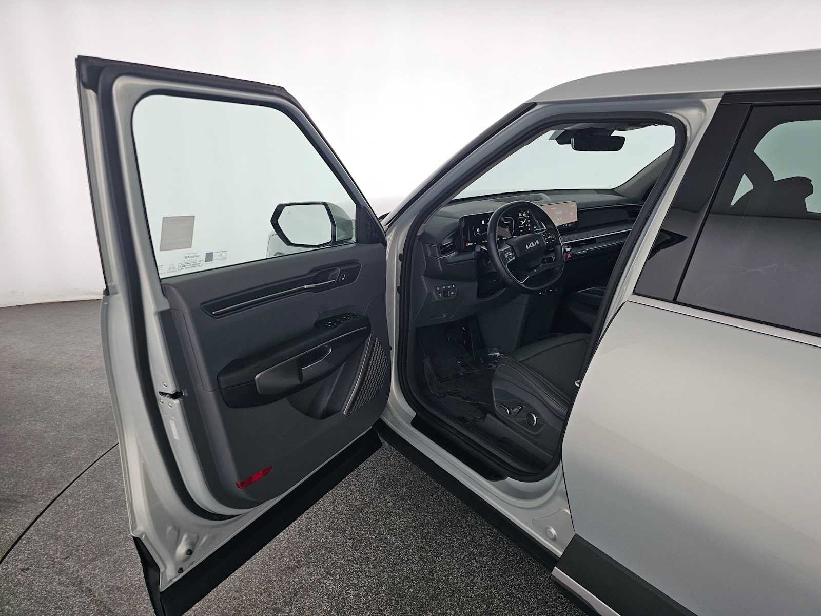 Used 2026 Kia EV9 Light RWD image 21