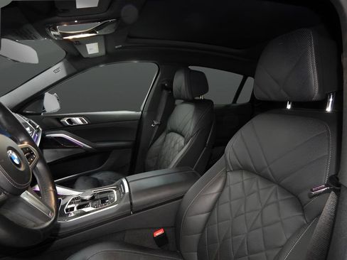 Used 2025 BMW X6 xDrive40i image 18