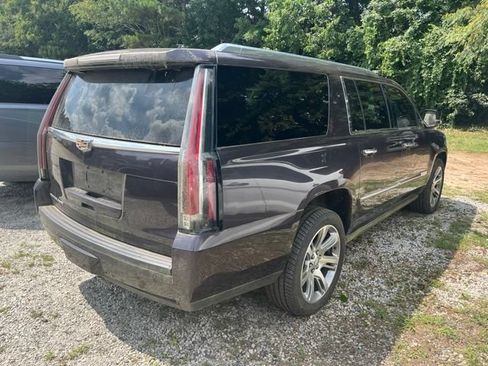 Used 2015 Cadillac Escalade ESV Premium AWD/4WD image 3
