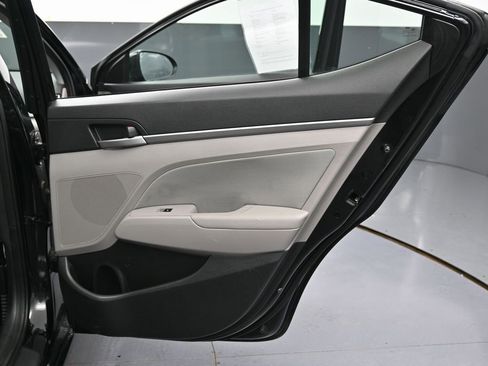 Used 2018 Hyundai Elantra SEL image 33