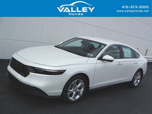 Used 2023 Honda Accord LX image 1
