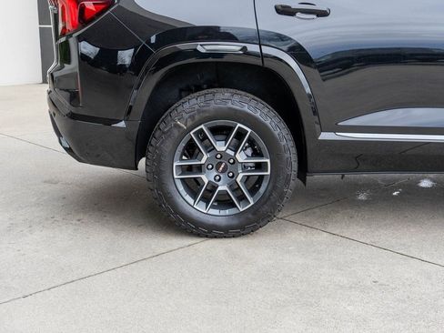 New 2026 GMC Terrain AT4 w/ Convenience Package III image 32
