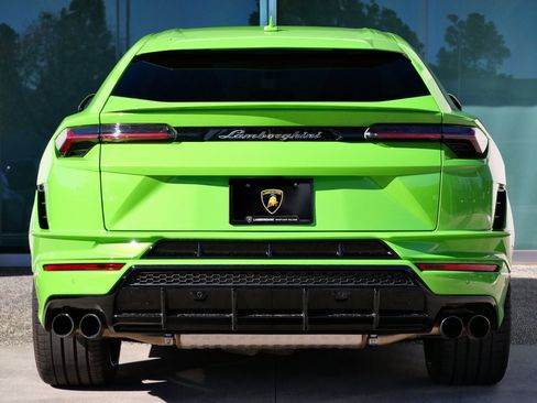 Used 2023 Lamborghini Urus S image 4