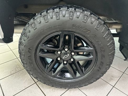 Certified 2022 Chevrolet Silverado 1500 Custom Trail Boss image 18