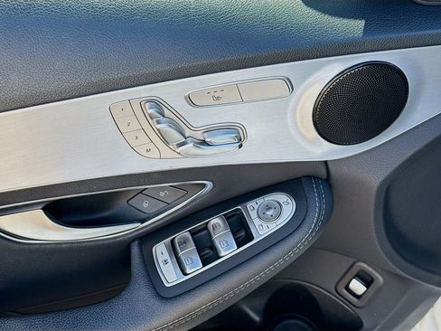 Used 2019 Mercedes-Benz C 300 Sedan w/ Premium Package image 22