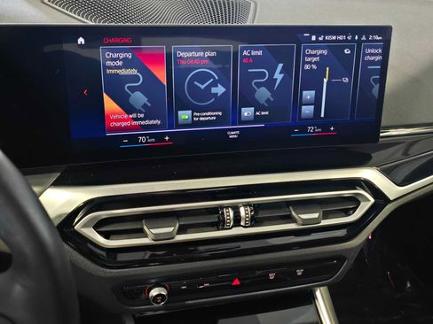 Used 2023 BMW i4 eDrive35 w/ Premium Package RWD image 13