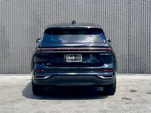 New 2026 Lincoln Nautilus Premier AWD/4WD image 5