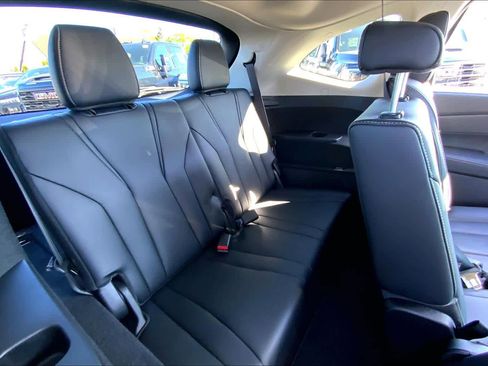 Used 2023 Acura MDX SH-AWD w/ Technology Package image 19