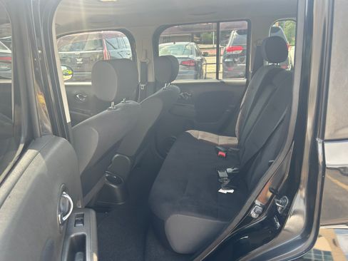 Used 2009 Nissan Cube 1.8 SL w/ Interior Designer Pkg FWD image 6