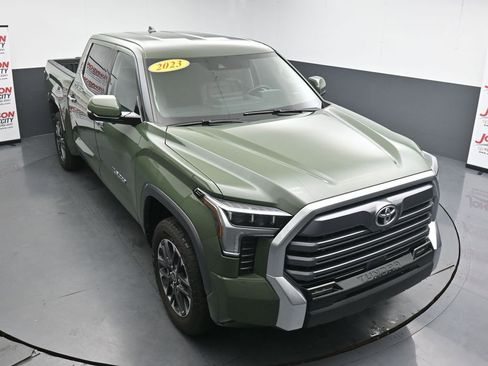 Used 2023 Toyota Tundra Limited AWD/4WD image 28