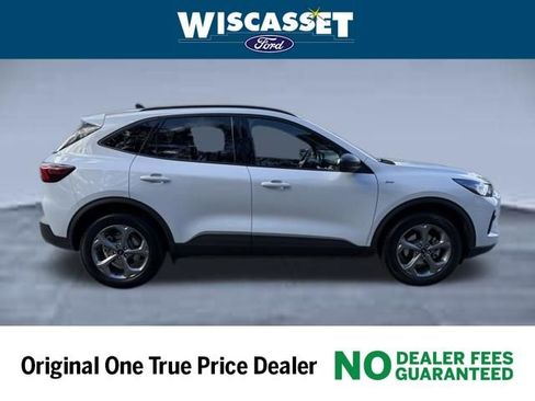 Used 2025 Ford Escape ST-Line w/ Tech Pack #1 image 6