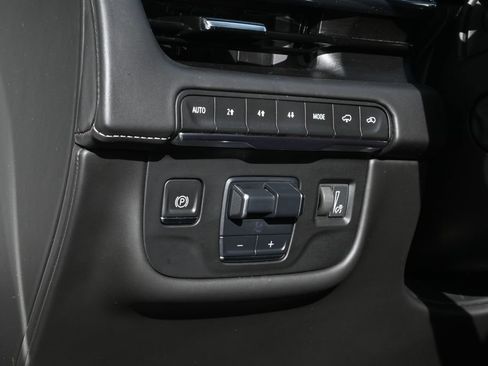 Used 2021 Cadillac Escalade Sport Platinum w/ Heavy-Duty Trailer Package image 28