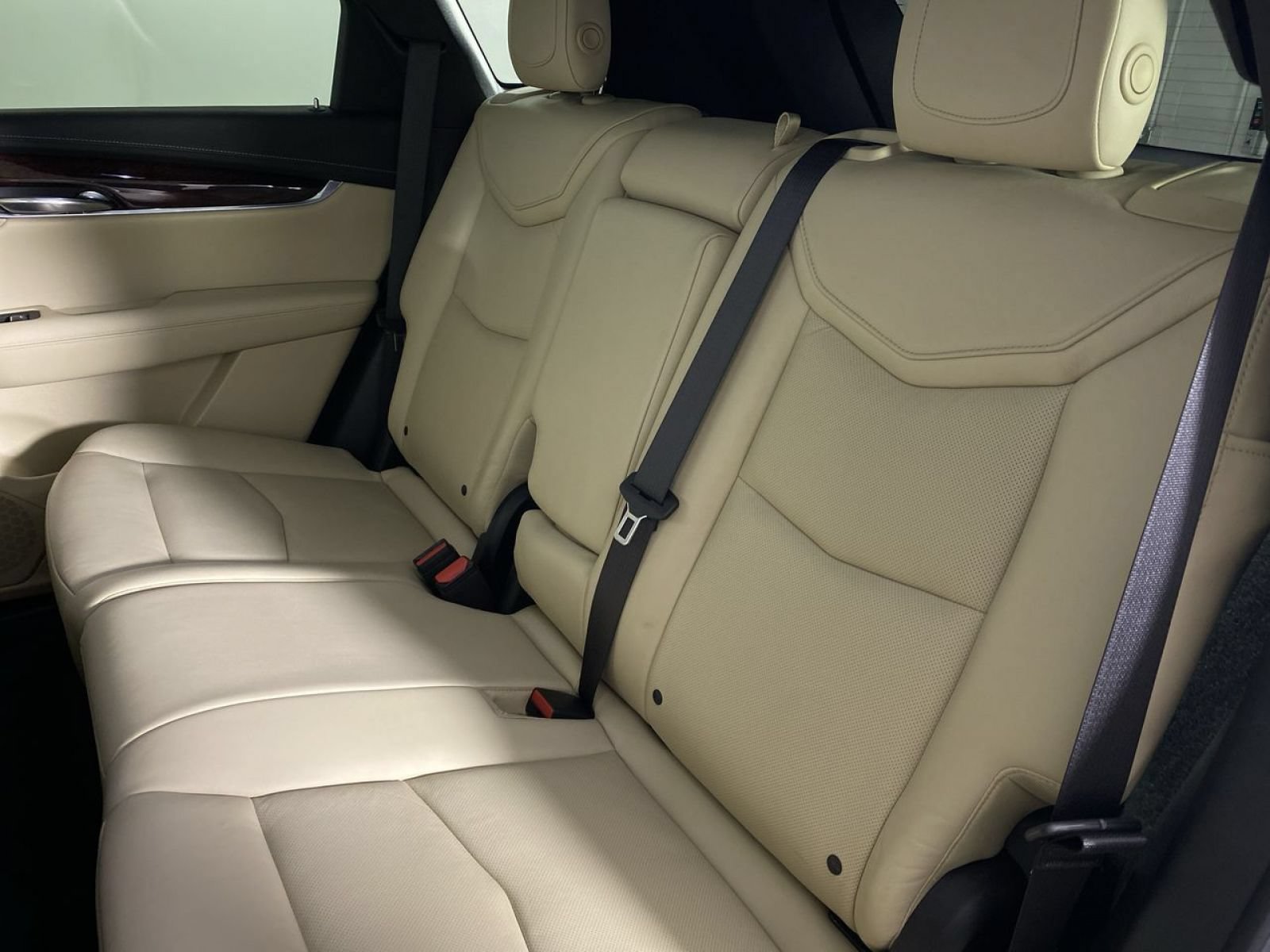 Certified 2017 Cadillac XT5 Premium Luxury w/ Driver Assist Package FWD image 15