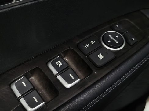 Used 2016 Kia Sorento LX image 27