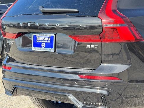 New 2026 Volvo XC60 B5 Ultra w/ Protection Package Premier AWD/4WD image 8