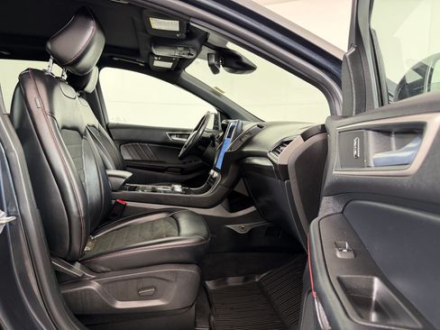 Used 2022 Ford Edge ST-Line AWD/4WD image 24