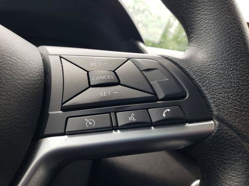 Used 2023 Nissan Altima 2.5 SV FWD image 17
