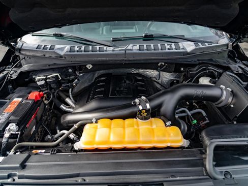 Used 2016 Ford F150 Lariat w/ Equipment Group 502A Luxury image 28