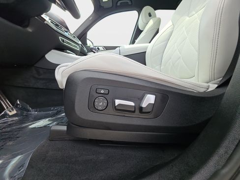Used 2023 BMW X5 xDrive45e w/ Executive Package AWD/4WD image 29