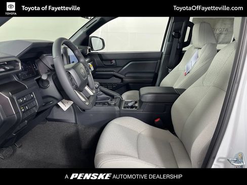 Used 2026 Toyota 4Runner SR5 RWD image 19