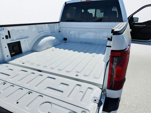 New 2026 Ford F150 XLT w/ Equipment Group 302A MID AWD/4WD image 30