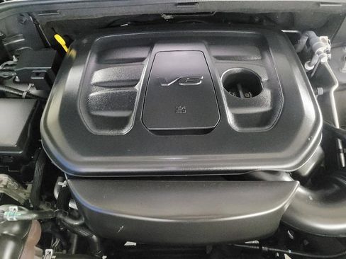 Used 2021 Jeep Grand Cherokee Limited w/ Luxury Group II image 30