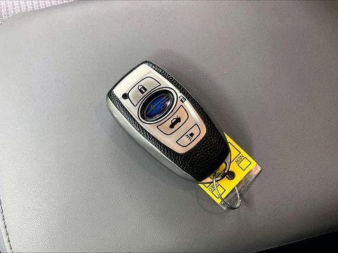 Used 2022 Subaru Outback Premium image 13