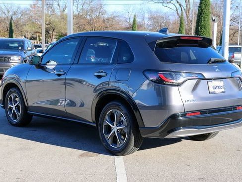 Used 2025 Honda HR-V EX-L image 5