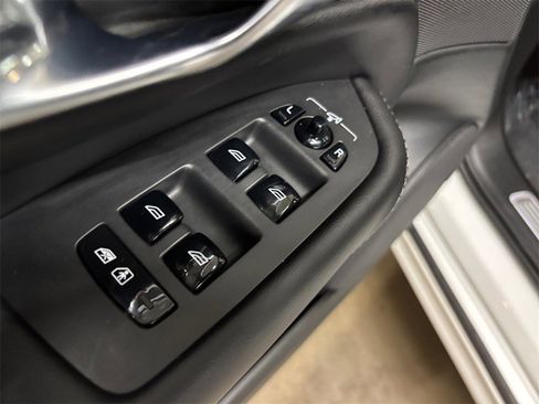 Certified 2023 Volvo XC90 B6 Ultimate image 13