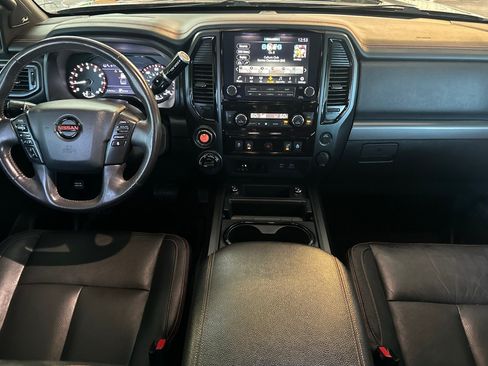 Used 2021 Nissan Titan PRO-4X w/ Pro-4x Convenience Package AWD/4WD image 12