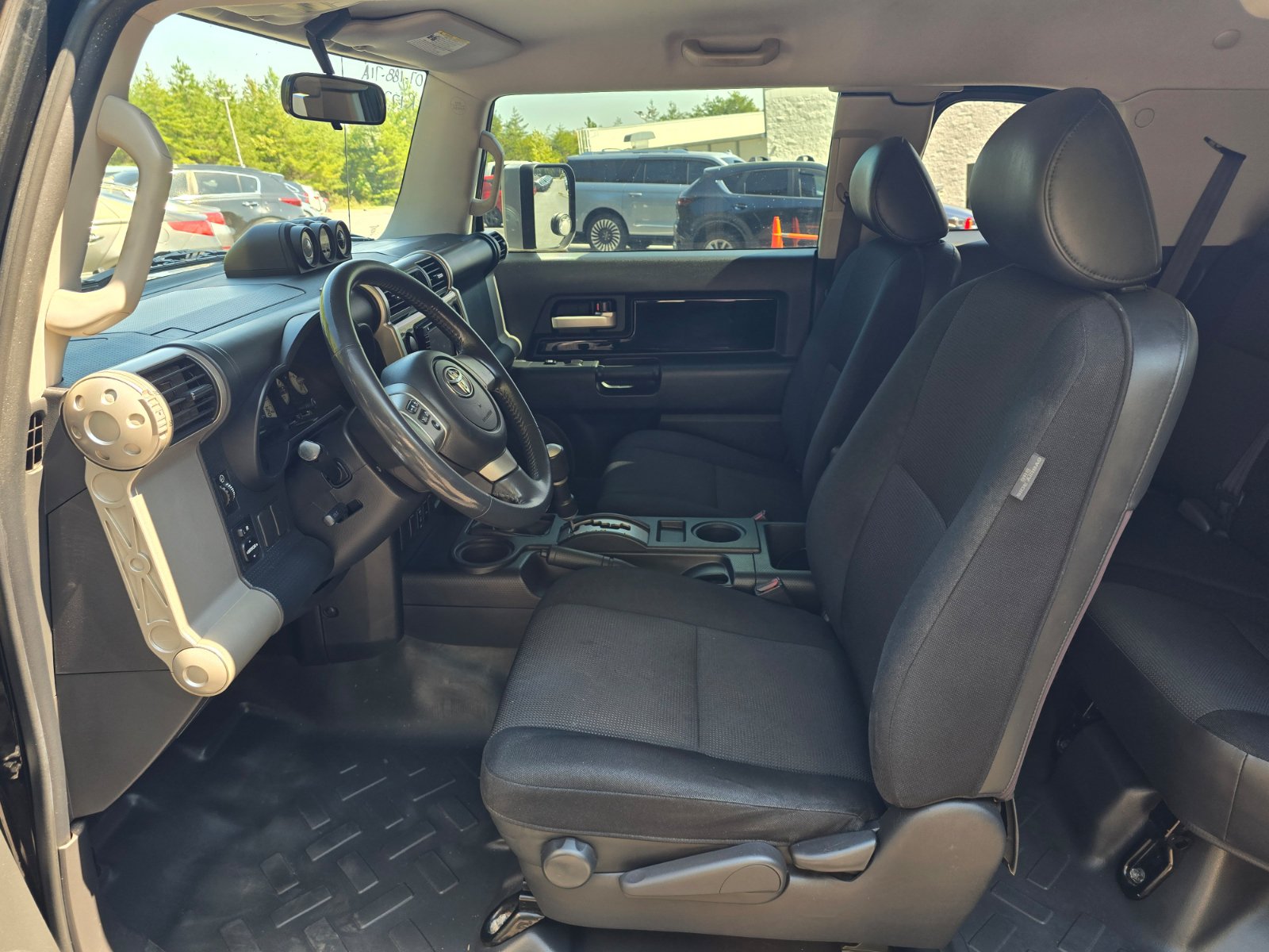 Used 2007 Toyota FJ Cruiser 4WD w/ Upgrade Pkg 2 image 14