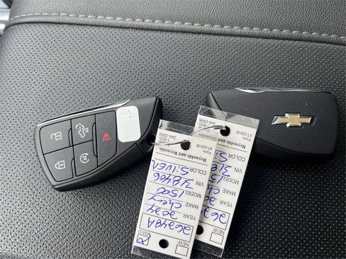 Used 2024 Chevrolet Silverado 1500 LTZ w/ LTZ Premium Package image 36