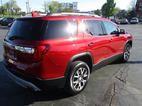 Used 2023 GMC Acadia SLE w/ Driver Convenience Package FWD image 5