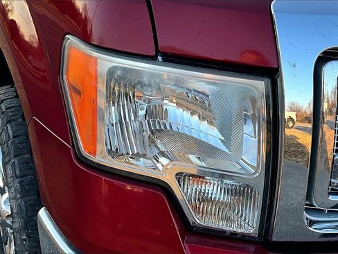 Used 2014 Ford F150 XLT w/ XLT Chrome Package image 24