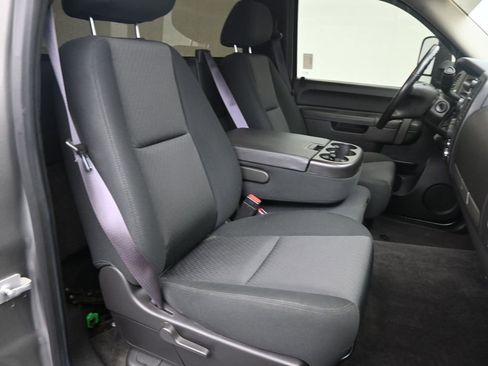 Used 2014 Chevrolet Silverado 2500 LT w/ Snow Plow Prep Package image 20