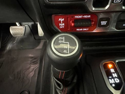 Used 2020 Jeep Wrangler Unlimited Rubicon AWD/4WD image 15