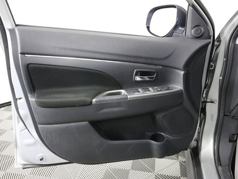 Used 2021 Mitsubishi Outlander Sport SE AWD/4WD image 12