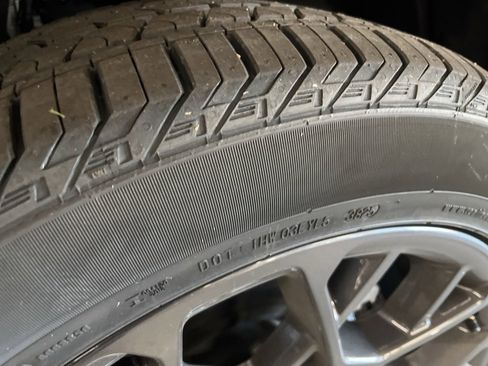 New 2025 Jeep Grand Cherokee L Summit image 11