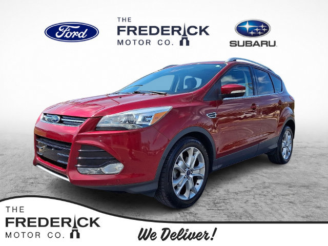 Used 2015 Ford Escape Titanium w/ Equipment Group 301A FWD image 1