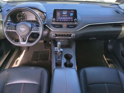 Used 2021 Nissan Altima 2.5 SR w/ SR Premium Package FWD image 16