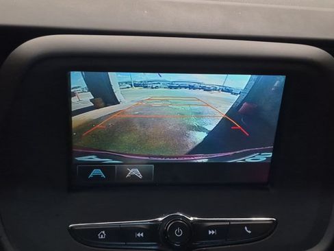 Used 2018 Chevrolet Camaro LT RWD image 10