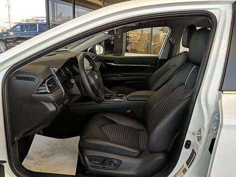 Used 2023 Toyota Camry SE w/ Cold Weather Package AWD/4WD image 12