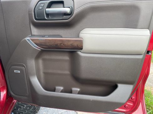 Used 2019 GMC Sierra 1500 SLT w/ SLT Premium Package image 27