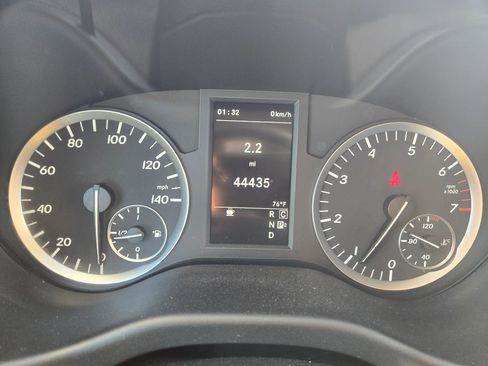 Used 2018 Mercedes-Benz Metris Passenger image 23