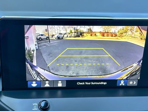 Used 2024 Honda Accord Touring image 27