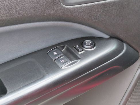 Used 2015 Chevrolet Colorado Z71 RWD image 15