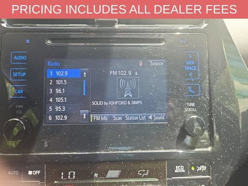 Used 2017 Toyota Prius Two FWD image 10