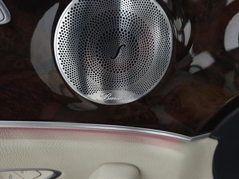 Used 2017 Mercedes-Benz E 300 E 300 4MATIC image 13