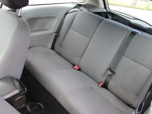Used 2006 Ford Focus S FWD image 13